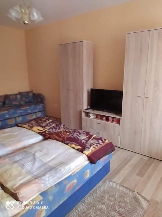 Barbara Apartmanhaz Кехидакустани Экстерьер фото