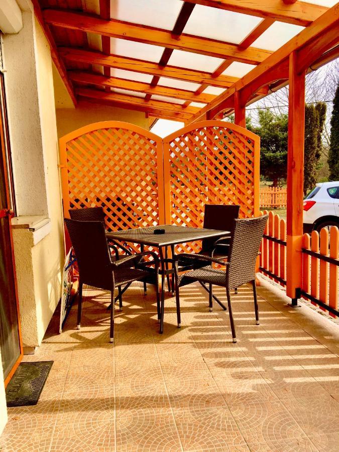 Barbara Apartmanhaz Кехидакустани Экстерьер фото