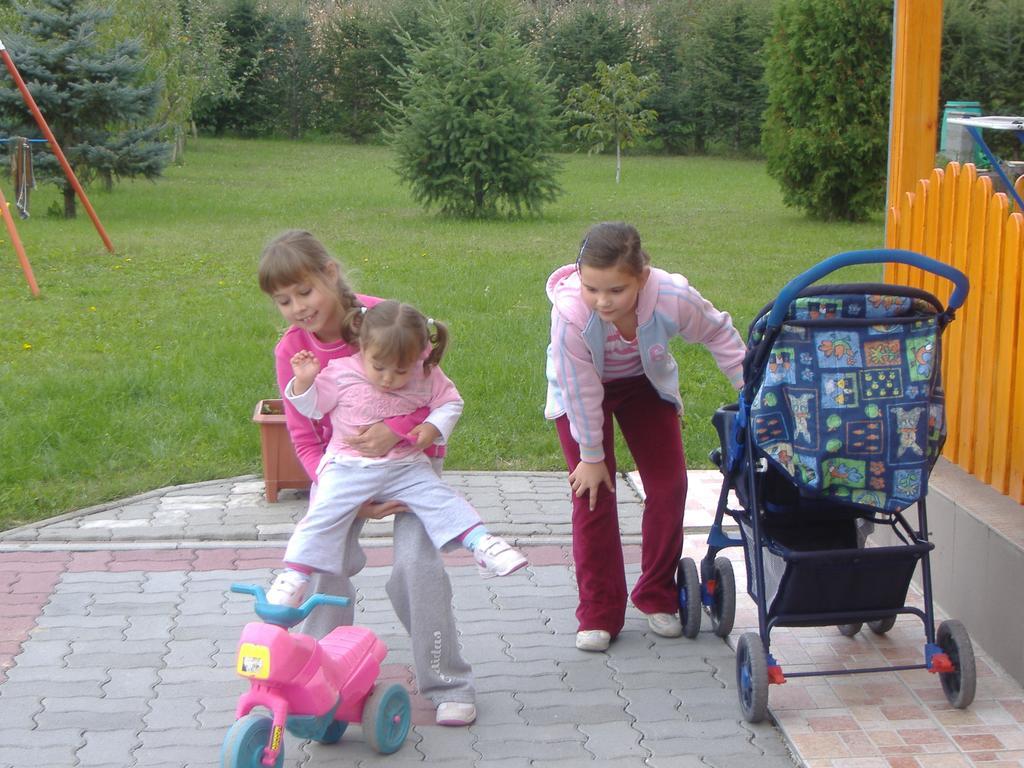 Barbara Apartmanhaz Кехидакустани Экстерьер фото